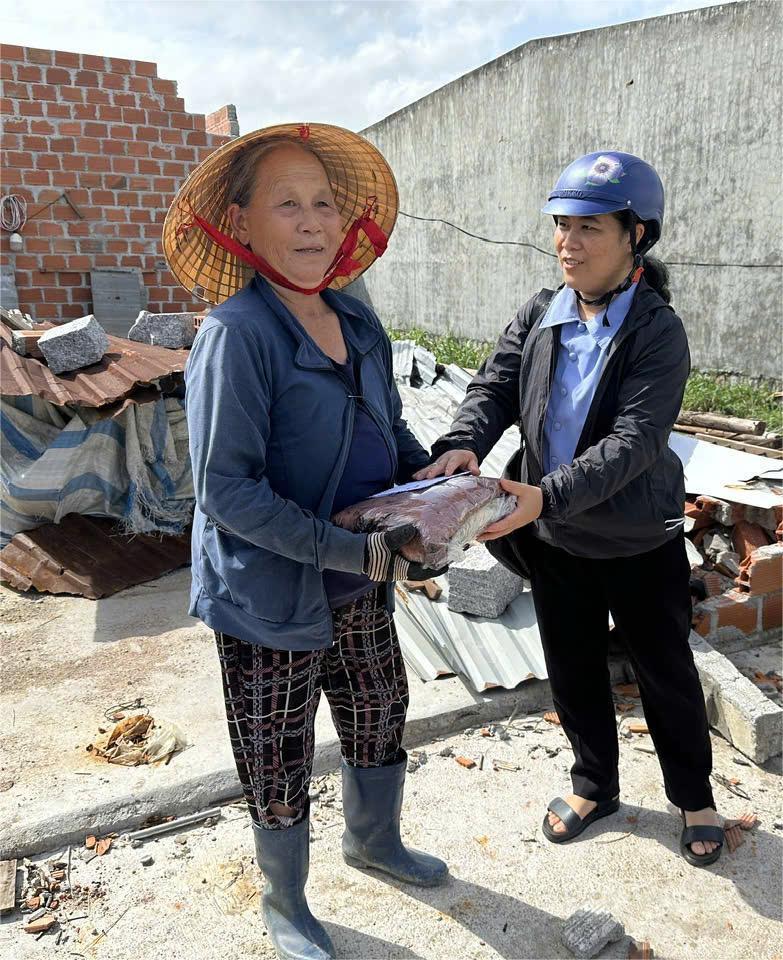 2025 12 10 hoc vien cuu tro dong my009