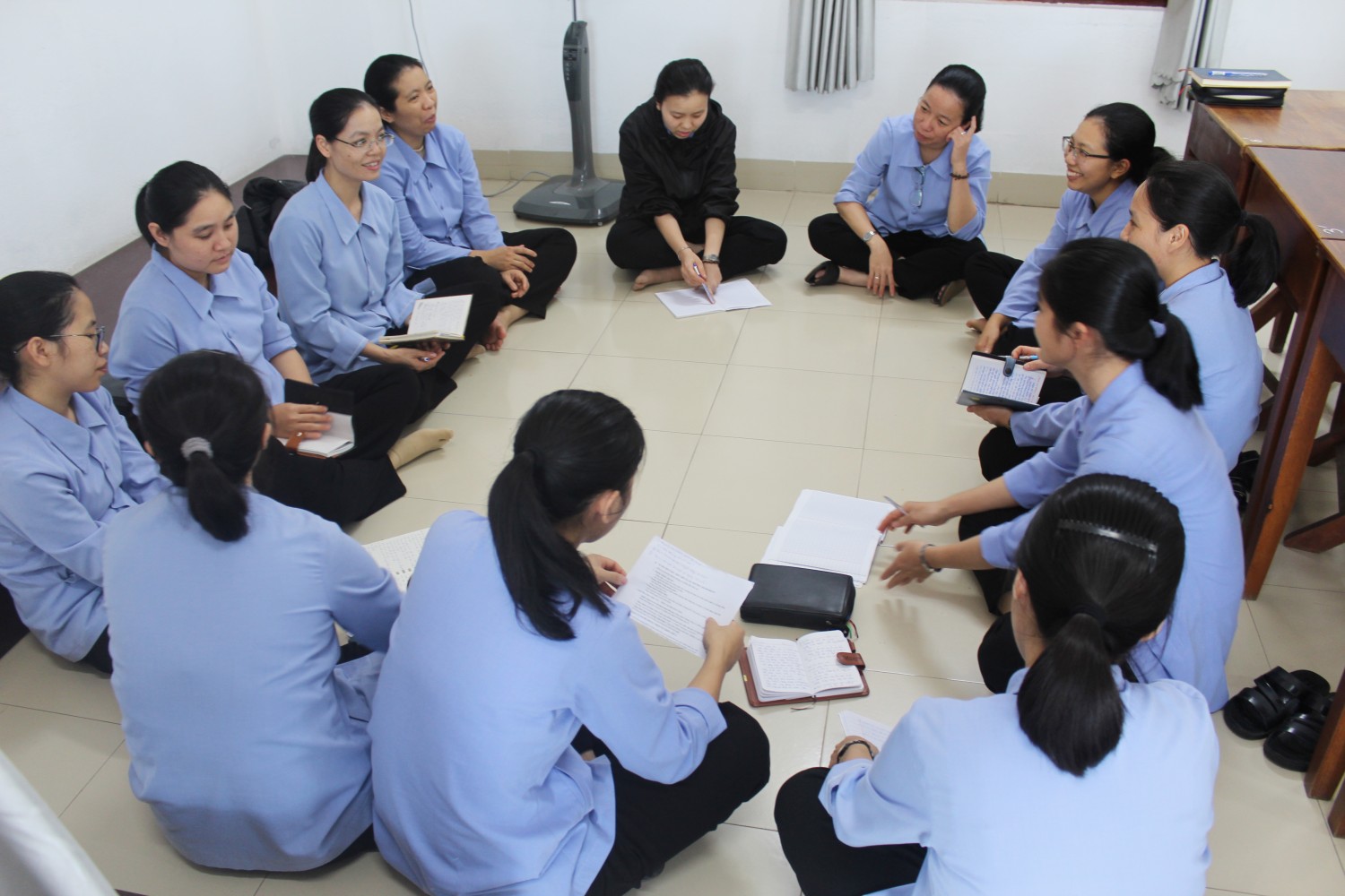 2026 01 20 hop mat hoc vien1004